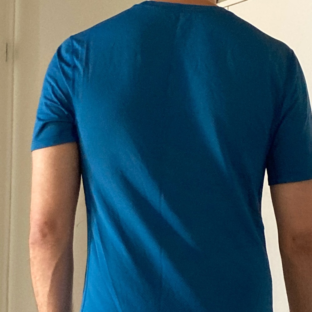 Men’s lulu lemon t shirt